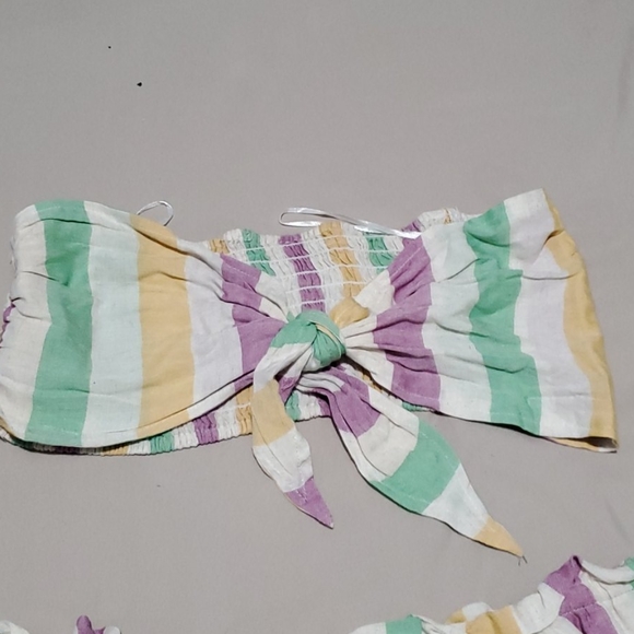 Set - Picture 2 of 3